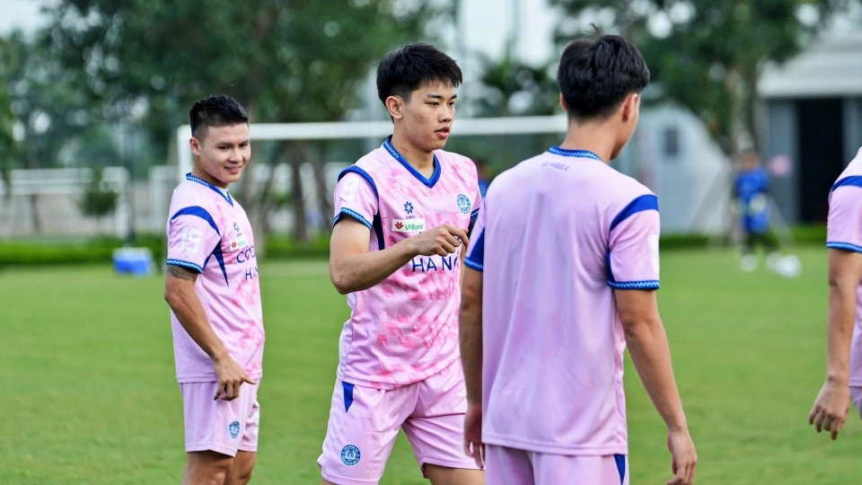dinh_bac_clb_cahn.jpg