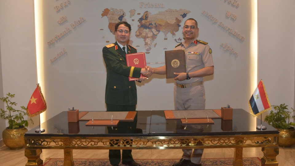 gin_giu_hoa_binh.jpg