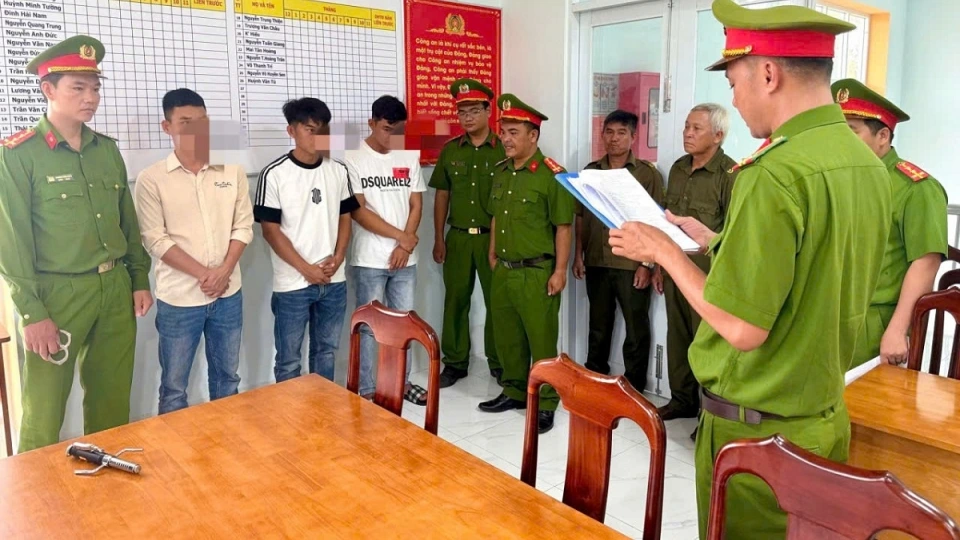 luc_luong_chuc_nang_thi_hanh_lenh_bat_tam_giam_cac_doi_tuong._anh_d.t.jpg
