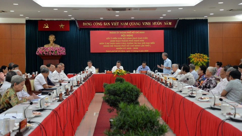 quang_canh_hoi_nghi.jpg