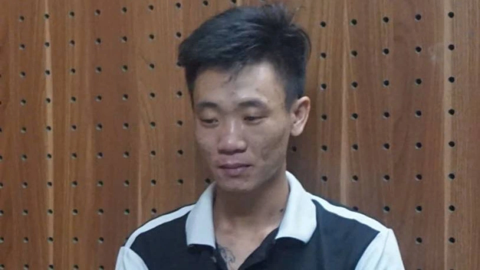 tang_tru_vu_khi_quan_dung.jpg