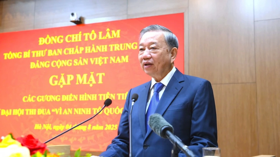 tong_bi_thu_to_lam_1.jpg