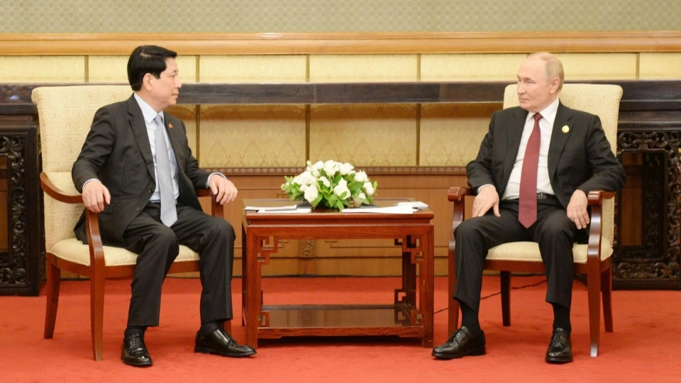 03-09_chu_tich_nuoc_luong_cuong_hoi_kien_tong_thong_nga_vladimir_putin.jpg