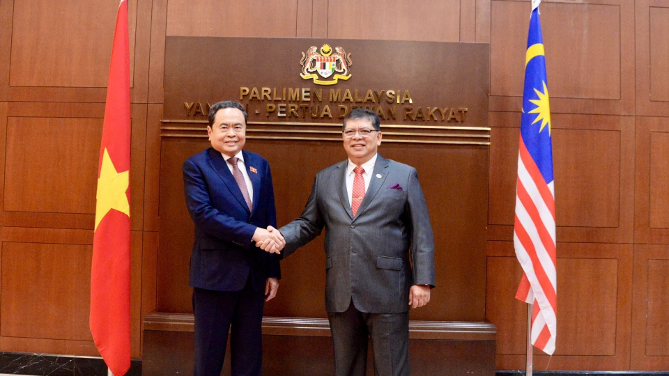 19-9_ctqh_hoi_dam_cthv_malaysia.jpg