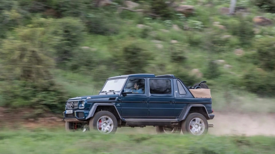 mercedes-g-class-cabrio-904-7-2048x1366.jpg