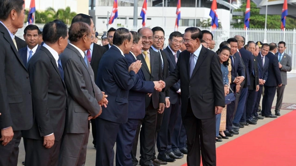 ong_hun_sen_du_ky_niem_80_quoc_khanh_viet_nam_2.jpg