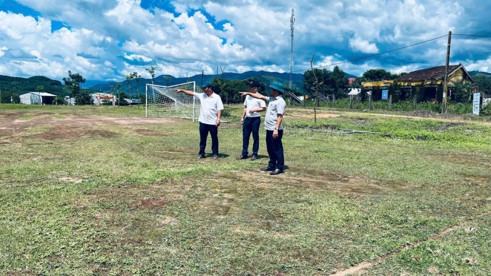 so_giao_duc_va_dao_tao_tinh_quang_ngai_khao_sat_dia_diem_xay_dung_truong.jpg