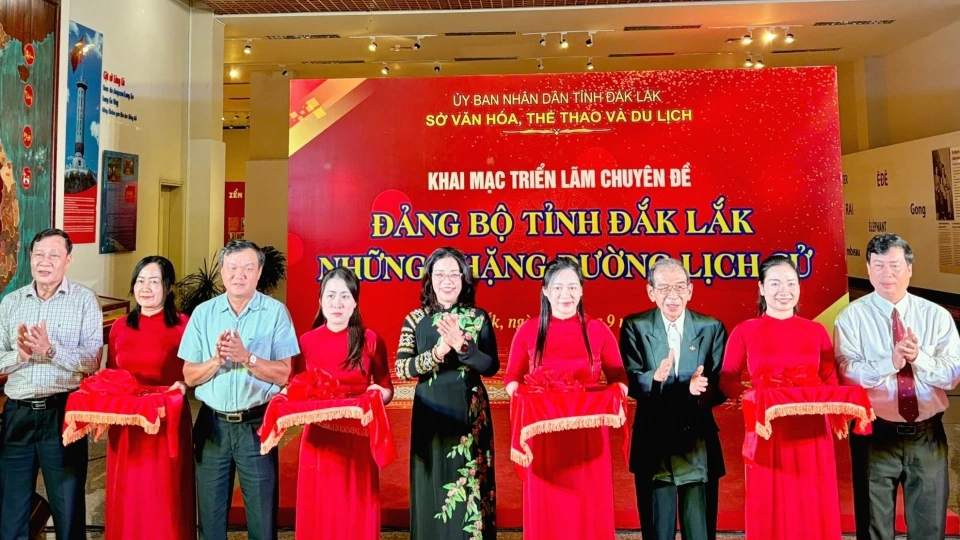 trien_lam_dien_ra_tai_bao_tang_dak_lak_tu_ngay_25_9_-_15_11_2025.jpg