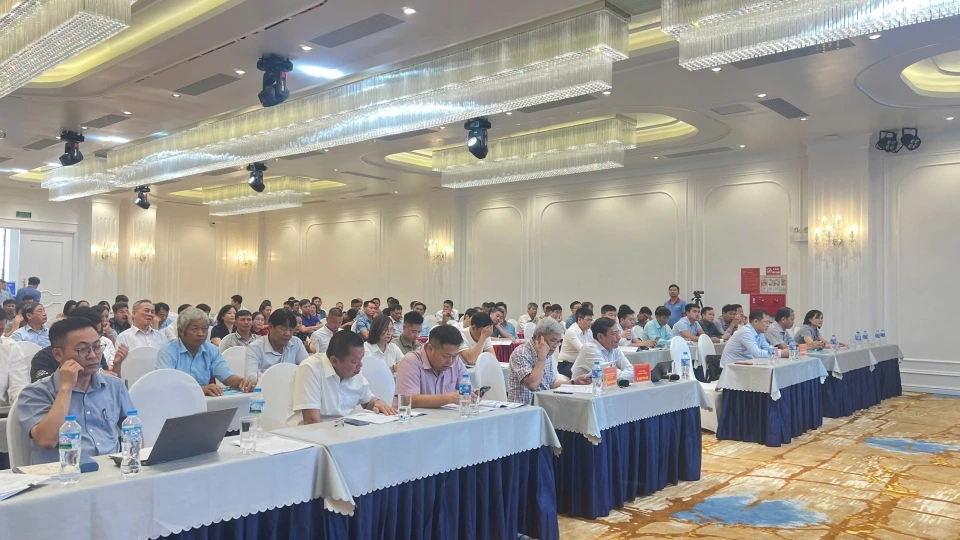 Diễn đàn phát triển sản xuất và tiêu thụ cá rô phi tổ chức tại Hải Phòng (ngày17_10) (1).jpg