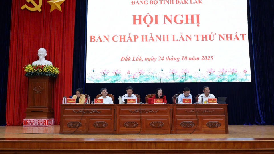 Doan chu tich .jpg