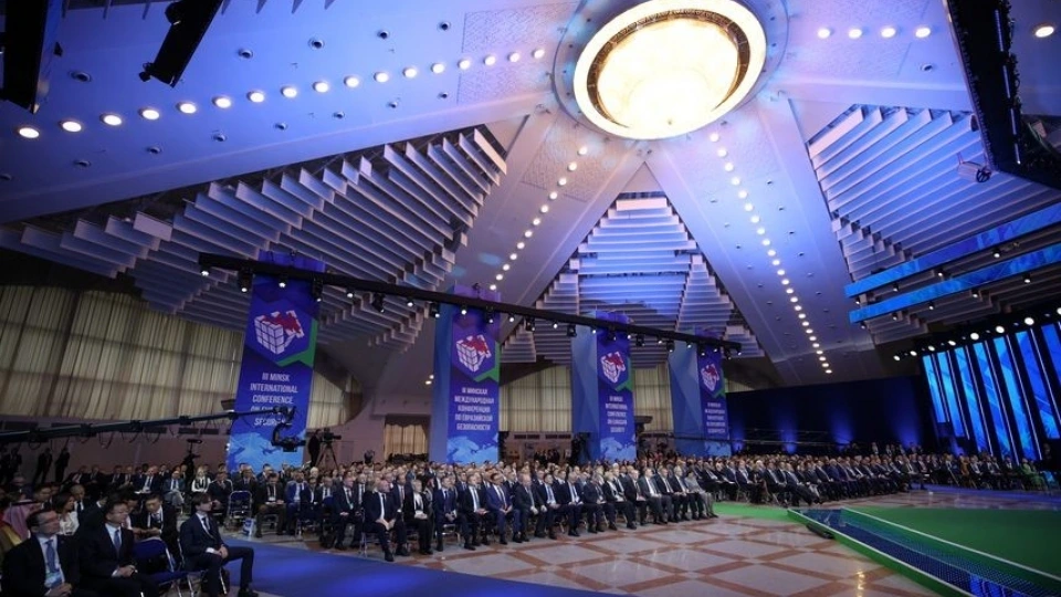 hoi_nghi_quoc_te_minsk_lan_thu_iii_ve_an_ninh_a_-_au_tai_belarus.jpg