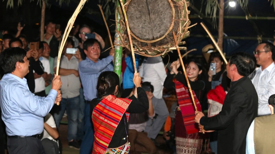 le_hoi_dap_trong_cua_dong_bao_dan_toc_thieu_so_o_xa_thuong_trach_duoc_giu_gin_gan_lien_voi_phat_trien_du_lich.jpg