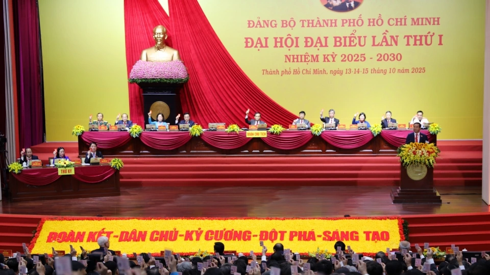 phien_tru_bi_dai_hoi_vao_ngay_13_10.jpg