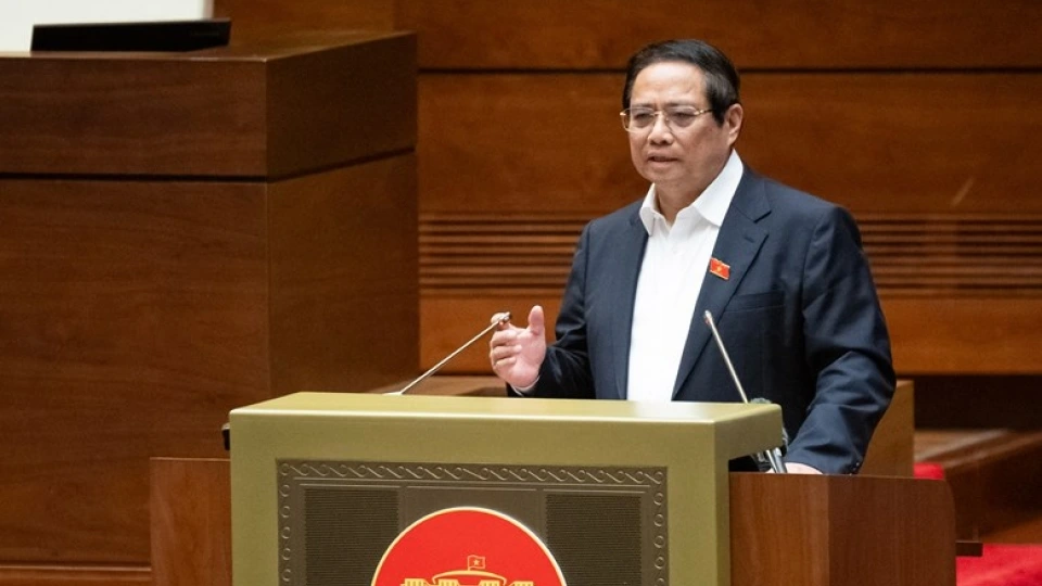 thu tuong pham minh chinh phat bieu truoc quoc hoi.jpg