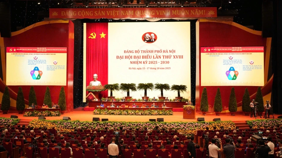 toan_canh_dai_hoi.jpg