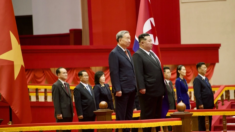 tong_bi_thu_trieu_tien_kim_jong_un_chu_tri_le_don_tong_bi_thu_to_lam_tai_binh_nhuong.jpg