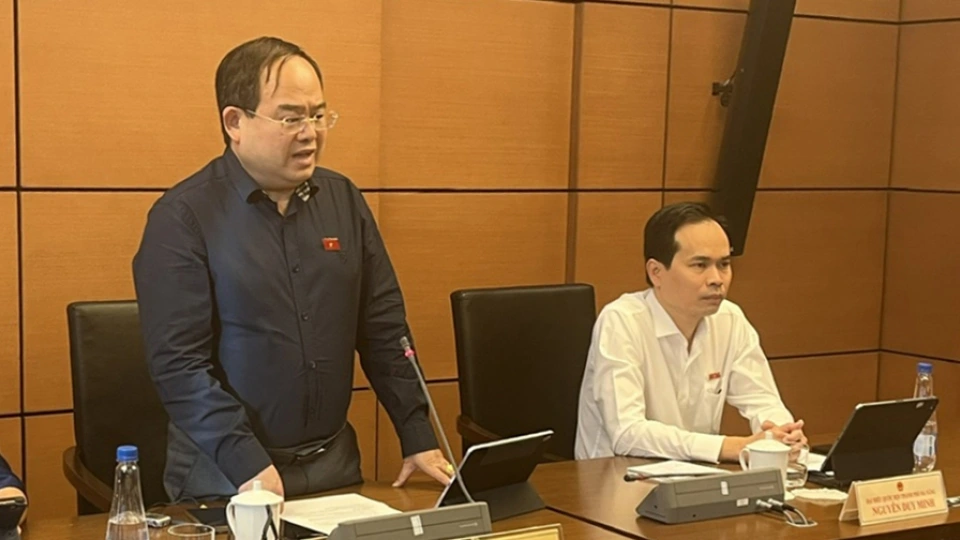 Bi Thu tinh uy cao bang Quan Minh Cuong .jpg