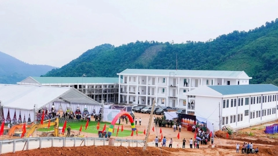 khoi cong truong.jpg