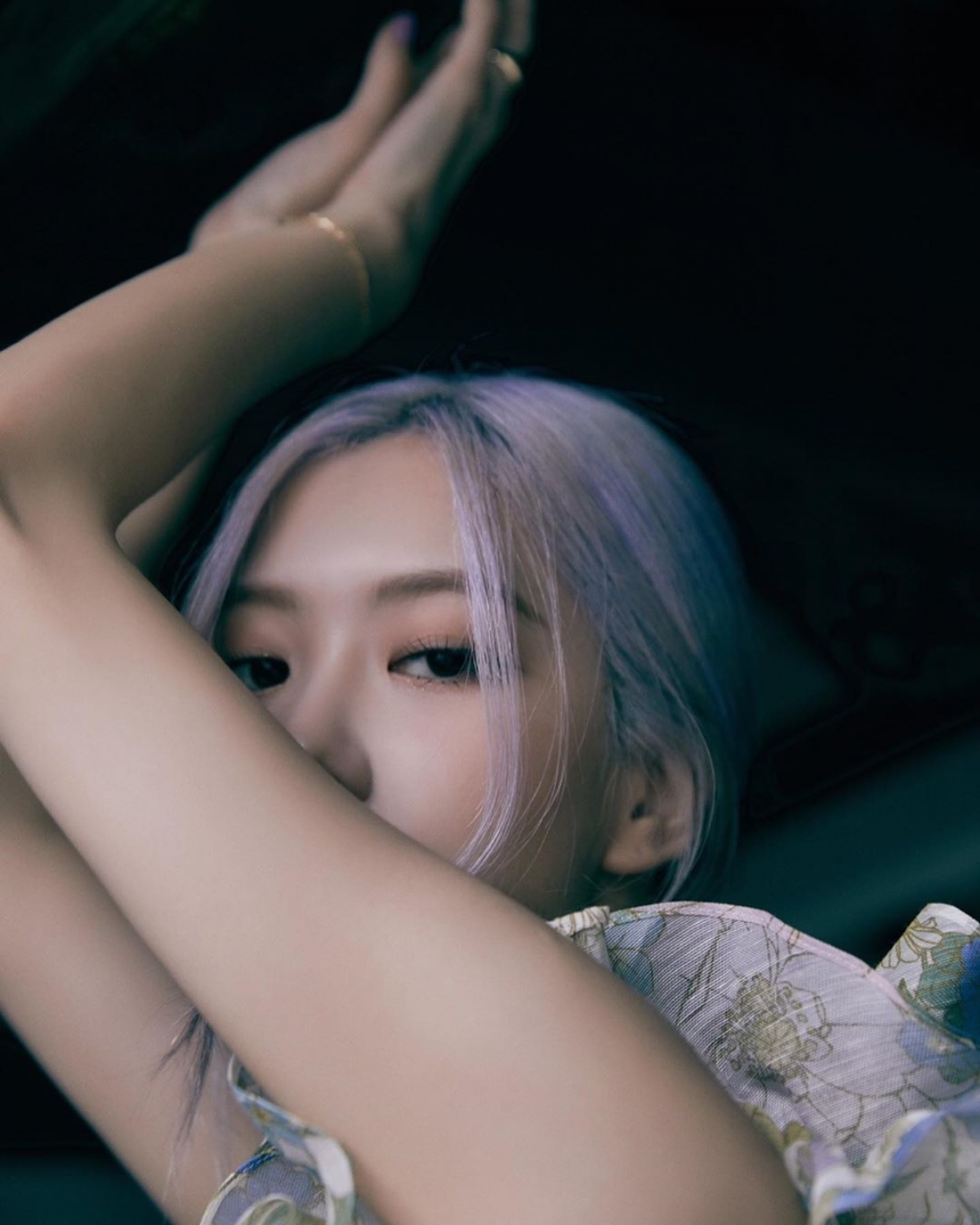 Thành viên BLACKPINK nhận được nhiều lời khen ngợi từ công chúng với phong cách mới trong lần tái xuất này. 
