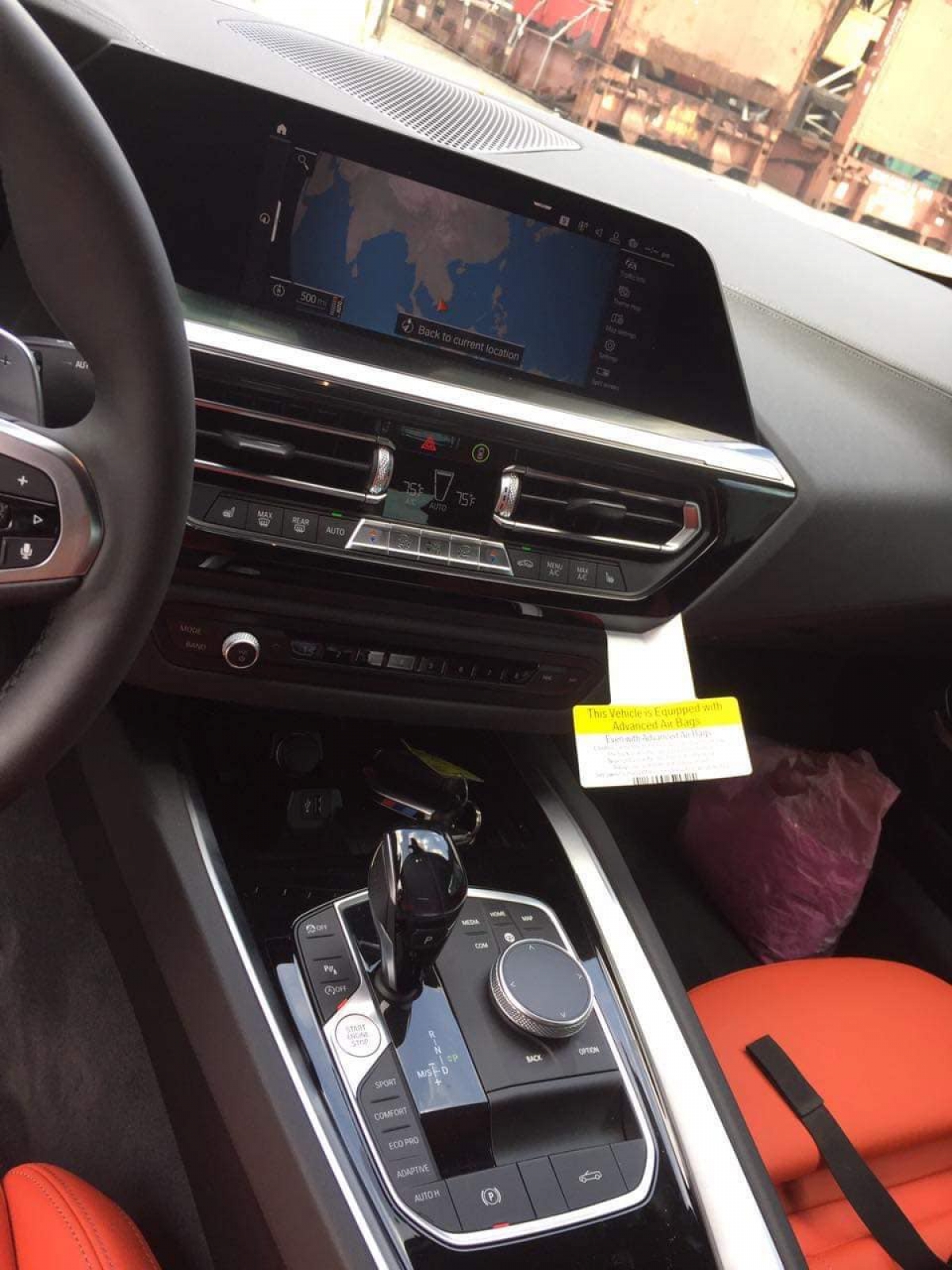 Hiện tại, chưa rõ mức giá bán mà các đại lý tư nhân dành cho mẫu BMW Z4 2020 tại Việt Nam./.