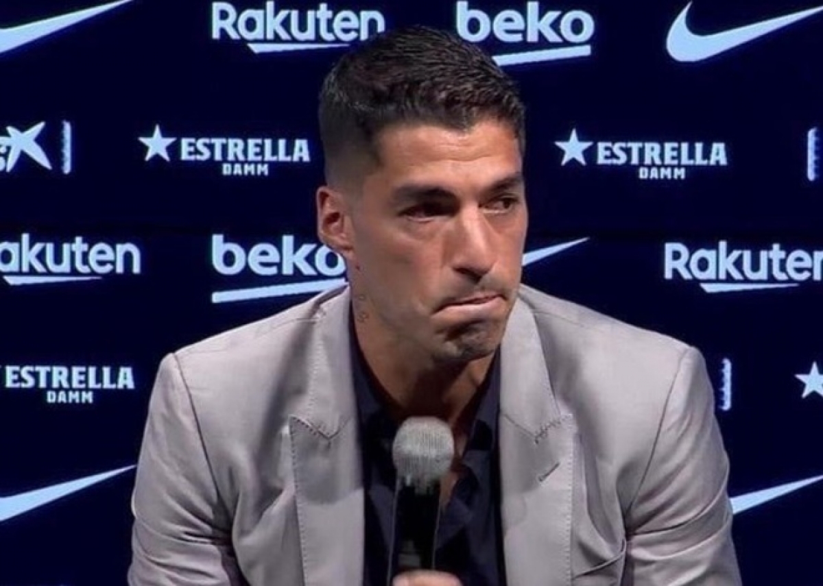 Luis Suarez tiết lộ đã có nhiều CLB liên hệ, nhưng anh quyết định chọn Atletico Madrid sau khi tham khảo ý kiến của Diego Godin, Antoine Griezmann và được HLV Diego Simeone thuyết phục.