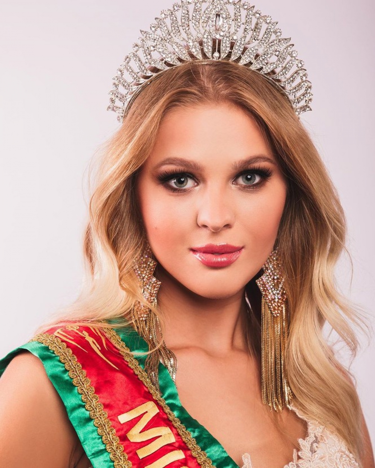 Mới đây, người đẹp Ivanna Rohashko đã được chỉ định trở thành tân Hoa hậu Trái đất Bồ Đào Nha 2020.