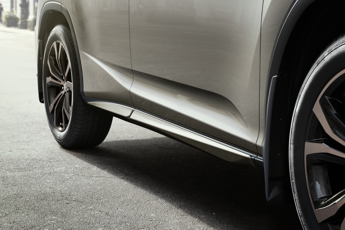 Dòng xe hạng sang này của Toyota cũng sẽ mở rộng tính khả dụng của ghế bọc da Tahara, được mô tả là “sản phẩm bền mà không sử dụng chất liệu có nguồn gốc từ động vật”, có “chất lượng và độ mềm mại như da thật".