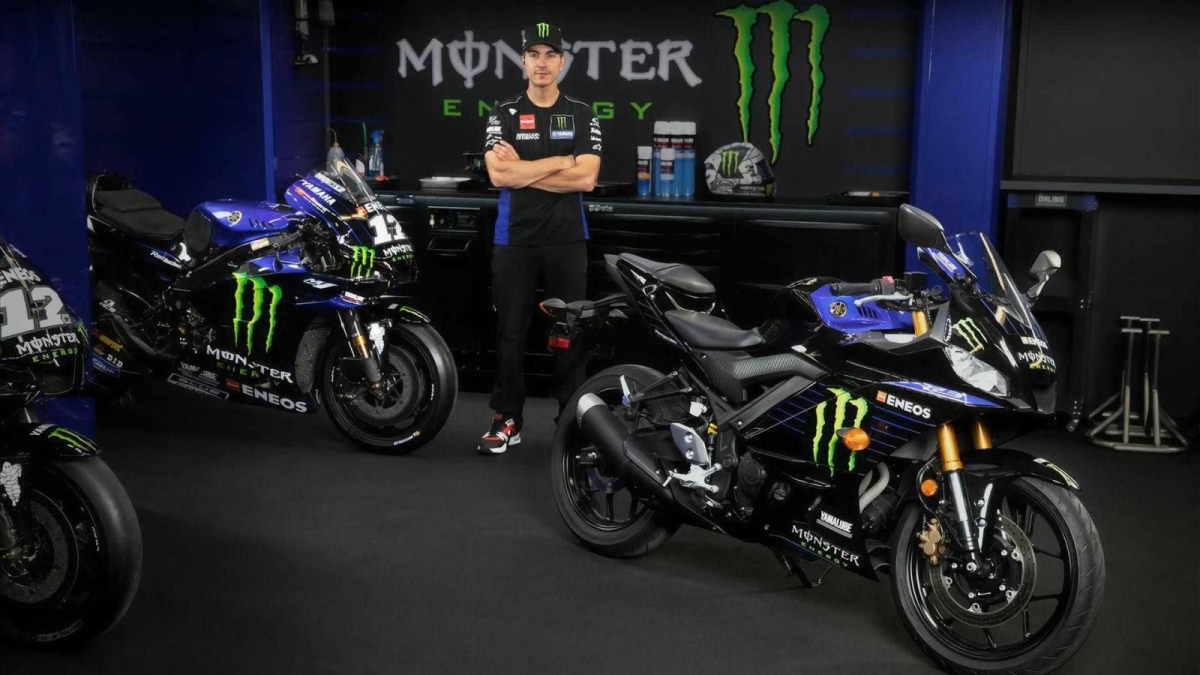 Thời điểm mà Yamaha ra mắt chiếc R3 mới ở Mỹ, thì tại Ấn Độ vẫn chưa nhận được phiên bản đạt tiêu chuẩn khí thải BS6 của chiếc xe này.