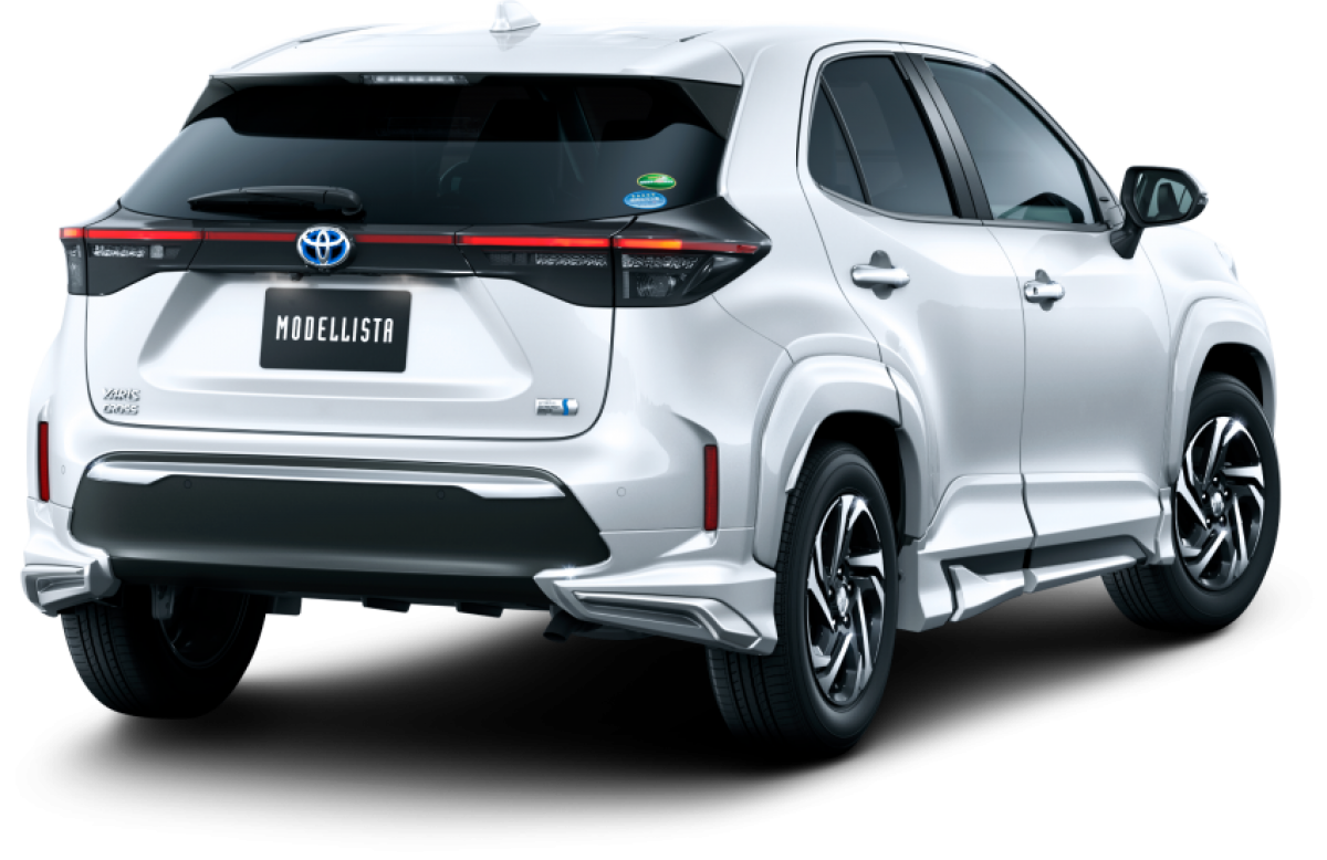Toyota Yaris Cross với gói trang bị Modellista Elegant Ice Style.