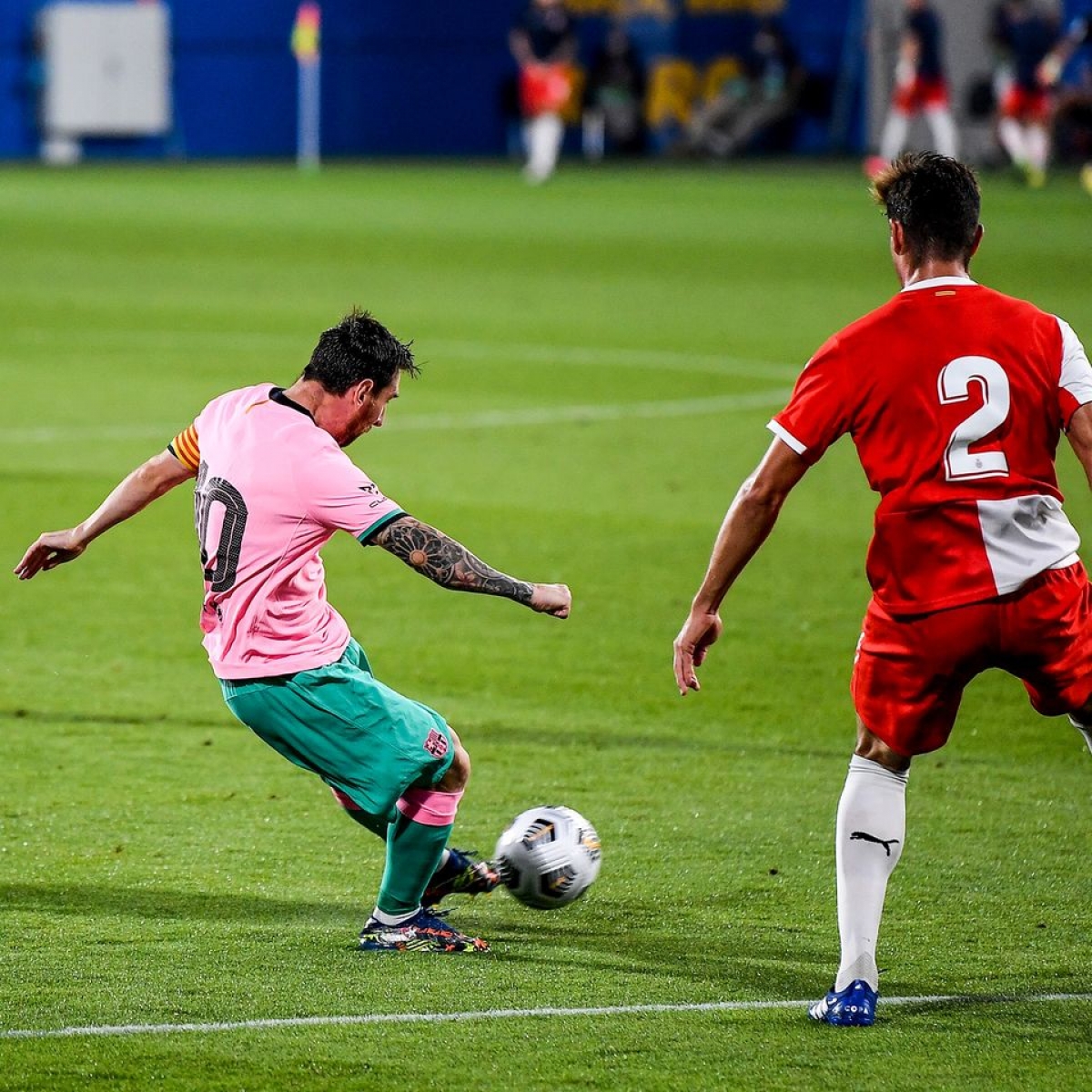 Đến phút 51, Messi hoàn tất cú đúp với cú dứt điểm ngoài vòng cấm. Trước đó Girona đã rút ngắn tỷ số xuống 1-2 ở đầu hiệp 2. 