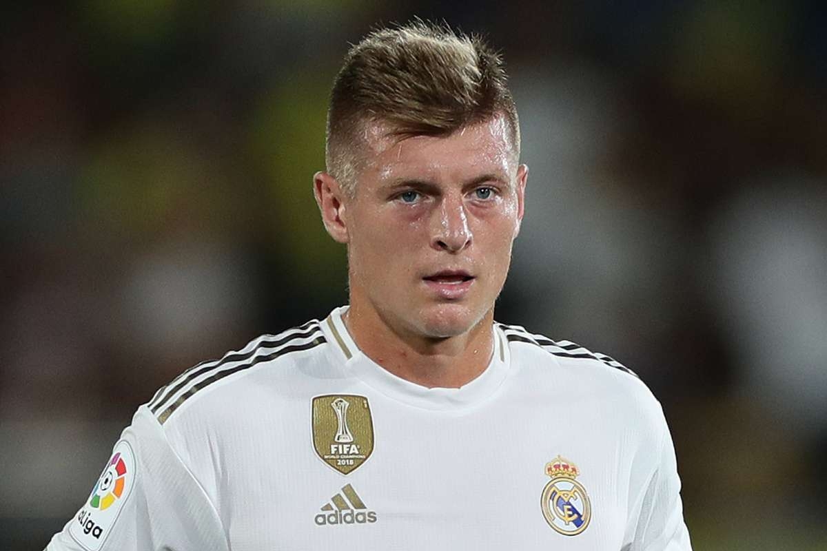 6. Toni Kroos (30 tuổi - Real Madrid) | Giá chuyển nhượng 43 triệu Euro.