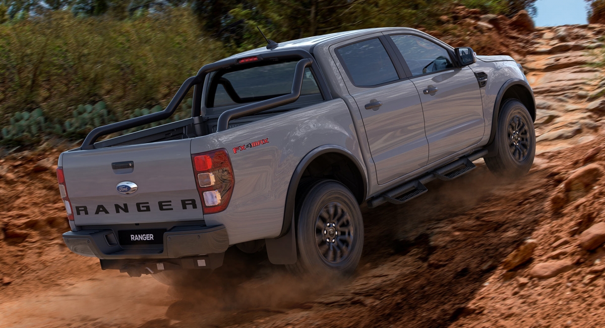 “Mục tiêu với hệ thống treo mới của chúng tôi là tăng cường khả năng off-road của mẫu Ranger, và chúng tôi bắt đầu với những điều cơ bản: khả năng di chuyển, theo dõi xe và khả năng giảm xóc” - Giám đốc kỹ thuật khung gầm của Ford, Tony Tsiandikos cho biết.