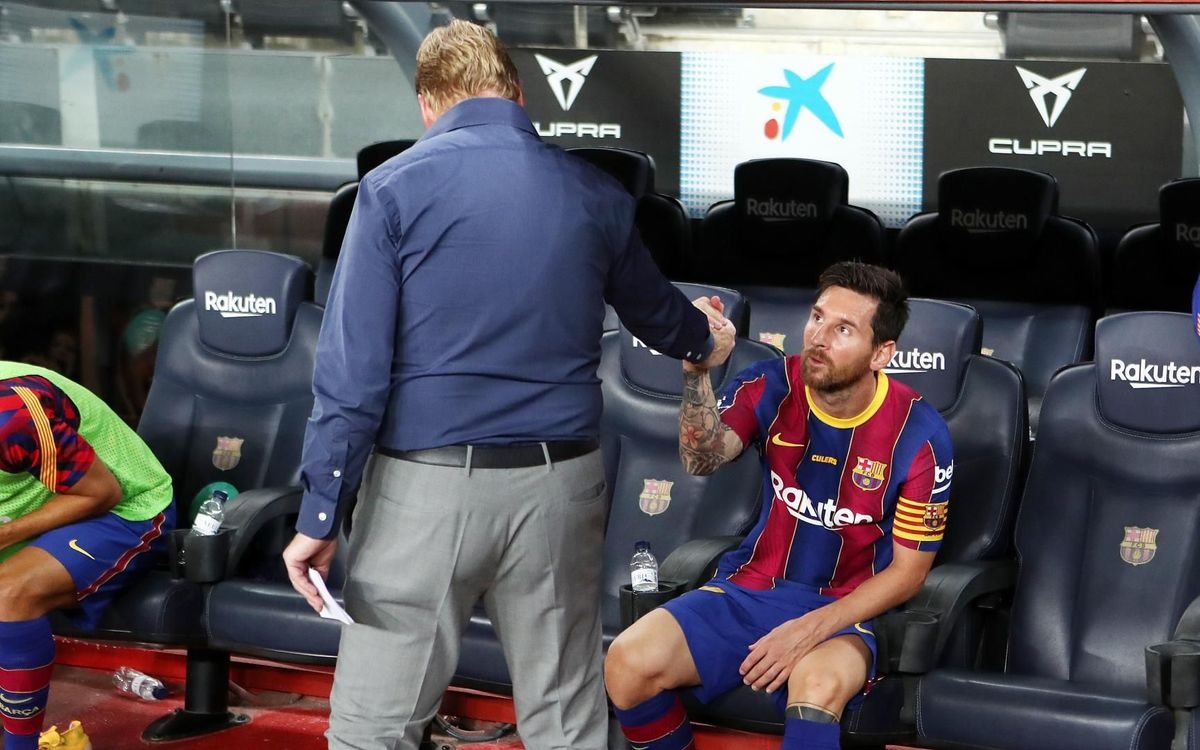 Cái bắt tay đầy thân thiện giữa HLV Koeman và Messi, những nhân vật chính được kỳ vọng sẽ giúp Barca trở lại ở mùa giải 2020/2021. Đội bóng xứ Catalan sẽ bắt đầu mùa giải mới bằng trận gặp Villarreal ngày 28/9 tới./.