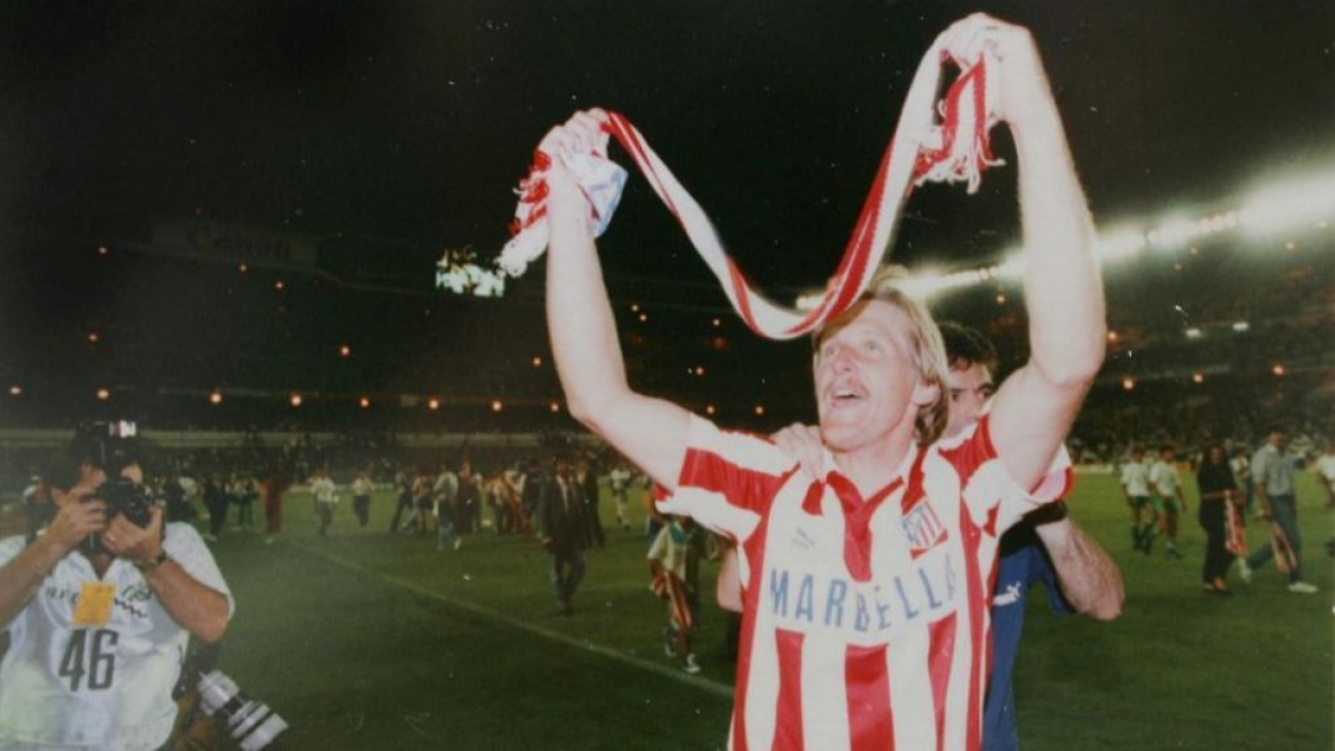 9. Bernd Schuster: Barca (1980-1988) và Atletico Madrid (1990-1993)