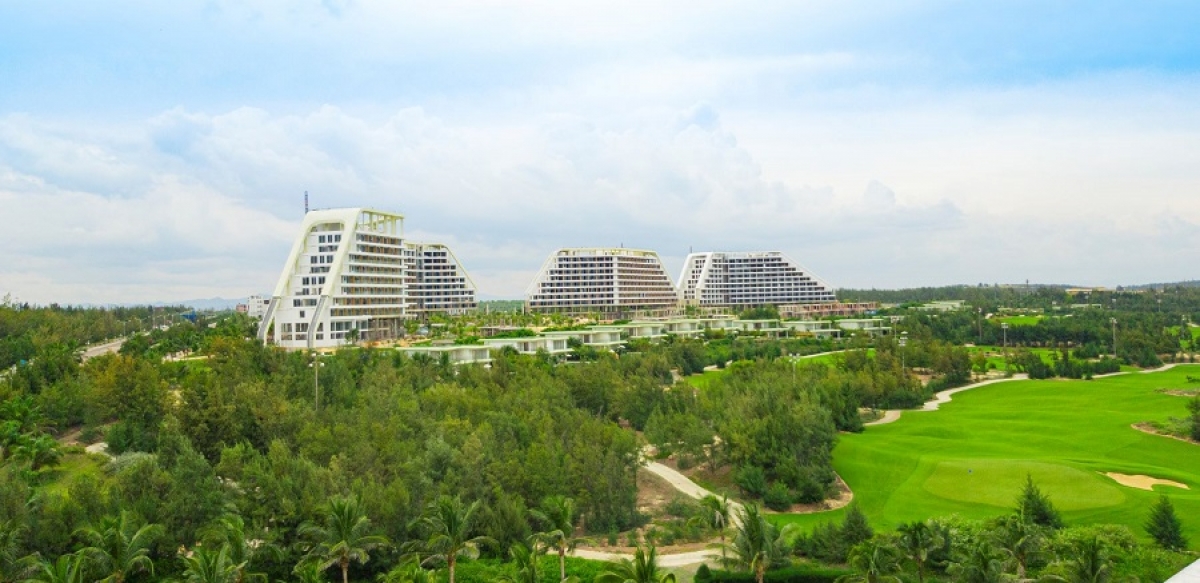 Dự án được xây dựng với mục tiêu đáp ứng cả hai tiêu chuẩn Công trình xanh của LEED (Mỹ) và Lotus (Việt Nam)