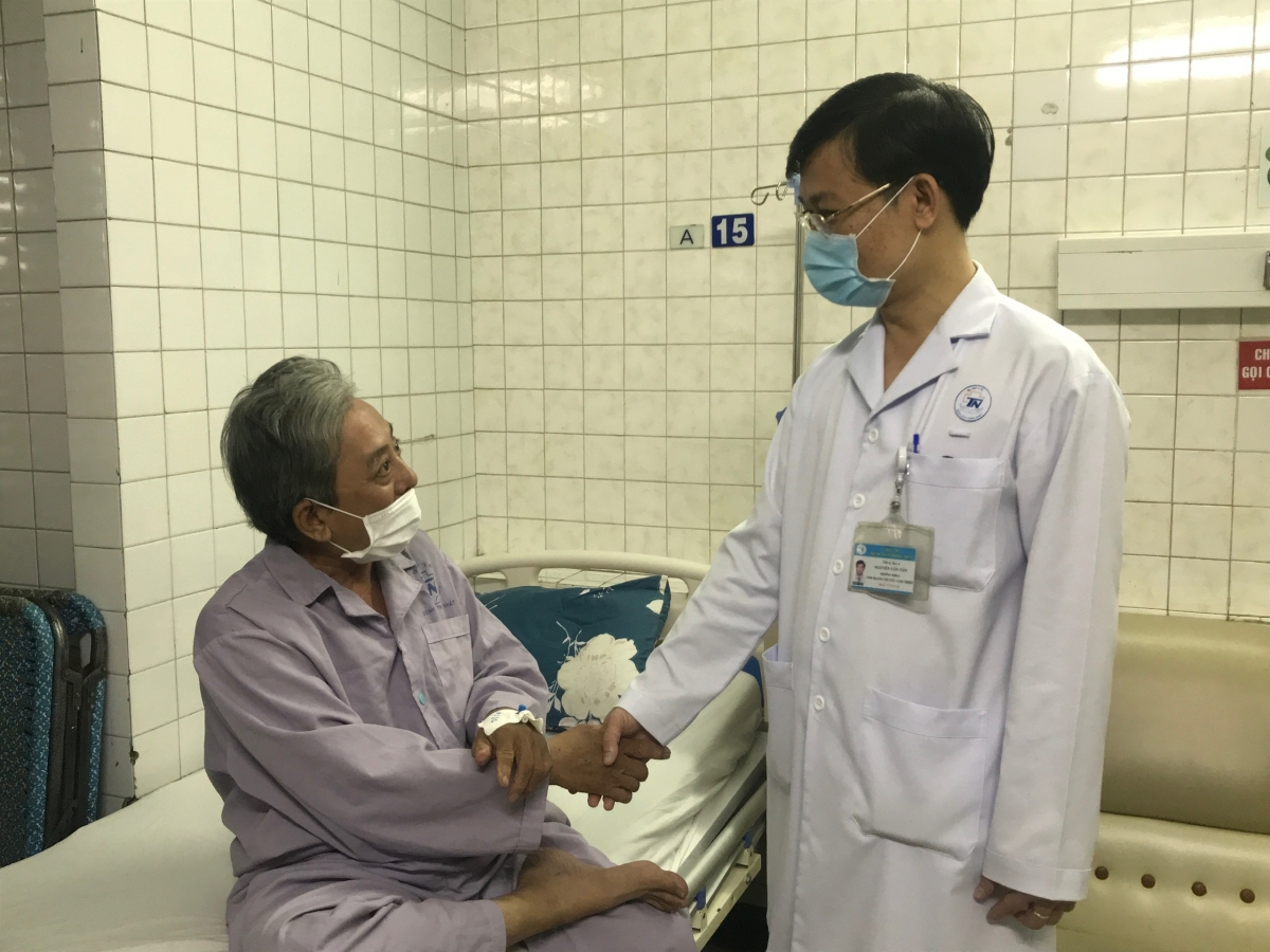 Bệnh nhân đã hoàn toàn tỉnh táo.