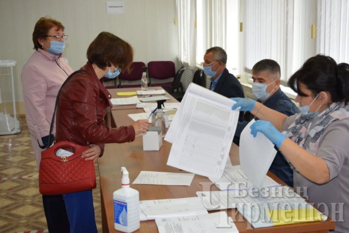 Bỏ phiếu sớm ở Tatarstan, Nga. Ảnh: Nashcheremshan.