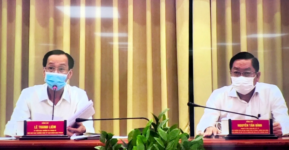 PCT thường trực UBND TP.HCM Lê Thanh Liêm (trái).