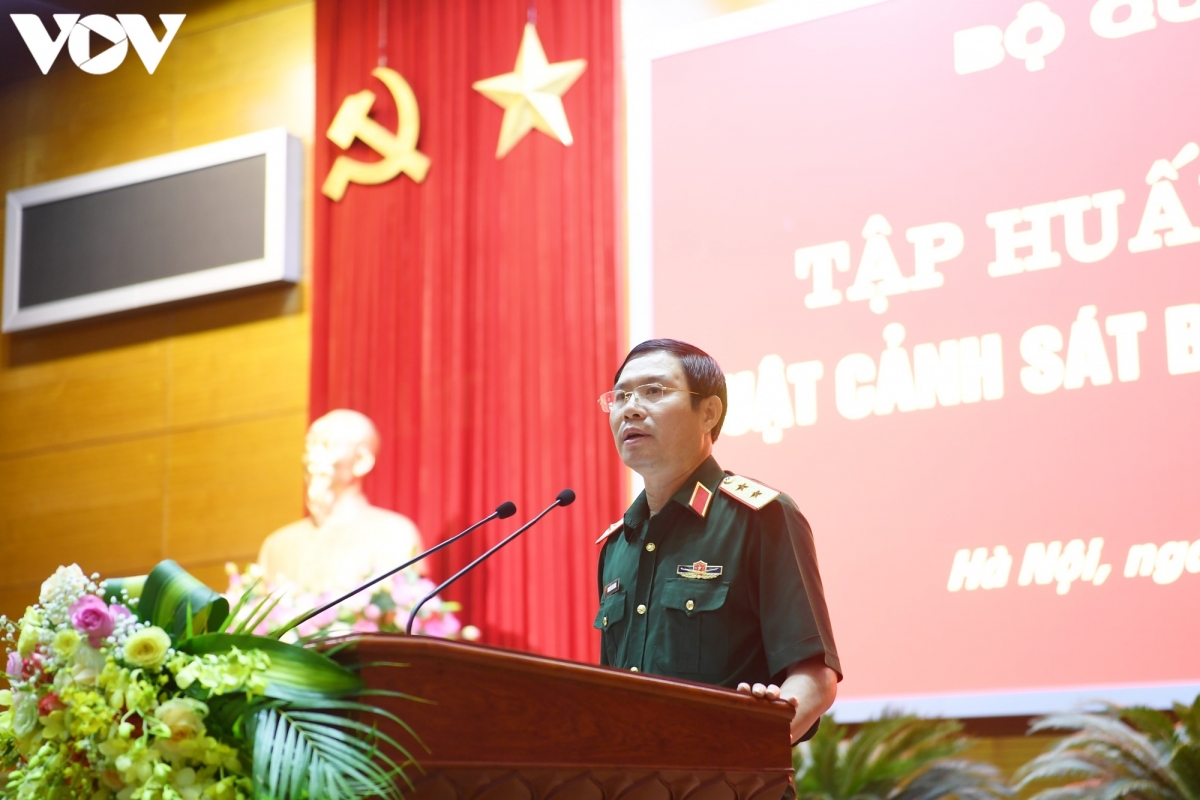 Thứ trưởng Bộ Quốc phòng - Trung tướng Nguyễn Tân Cương phát biểu khai mạc Hội nghị. (Ảnh: Trọng Phú)