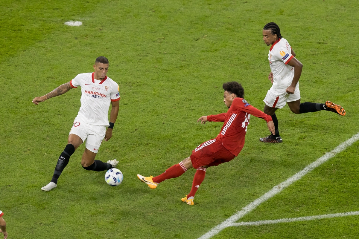 Sane thi đấu rất năng nổ trên hàng công của Bayern (Ảnh: UEFA).