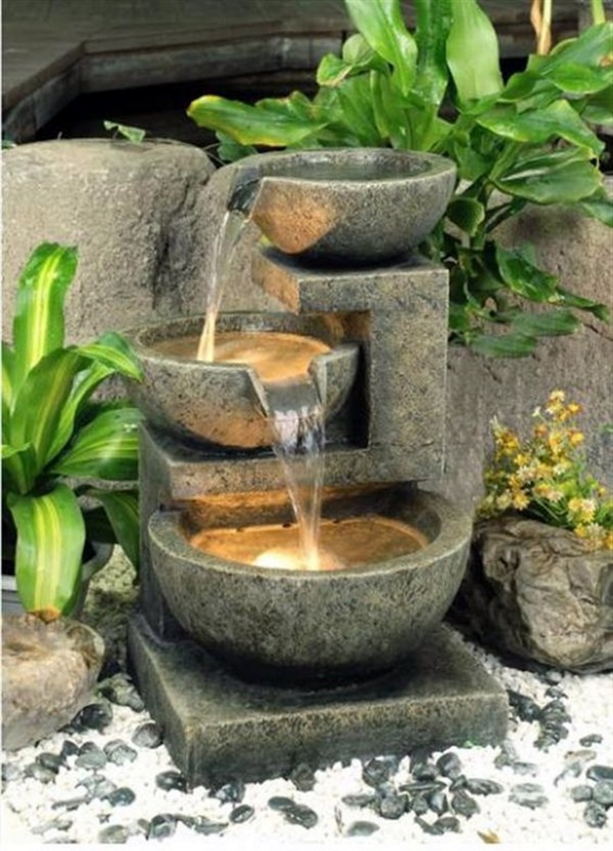 Tiếng róc rách của nước có tác dụng rất lớn trong việc làm dịu tâm trí.