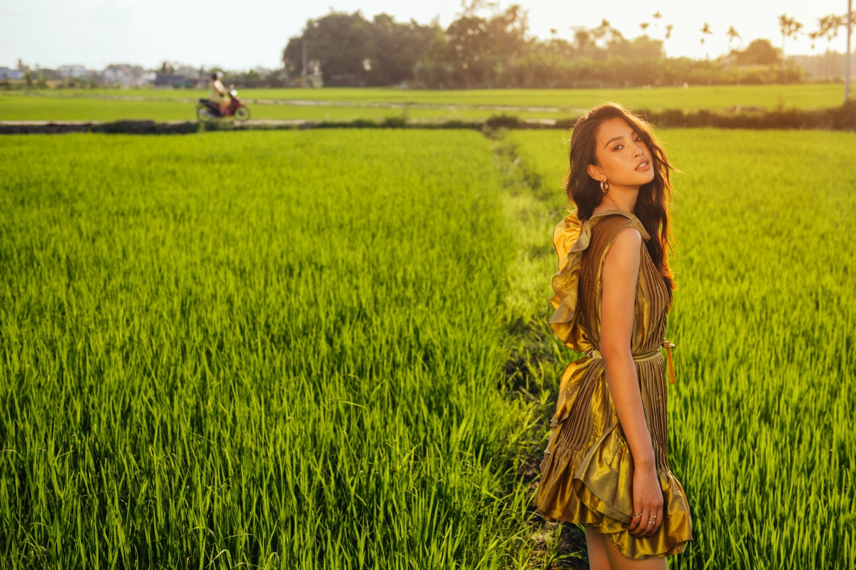 Những gam màu và hoạ tiết miền nhiệt đới rực rỡ cũng đã gom góp thêm để làm tròn đầy hương vị của một điểm đến đầy nắng và gió.