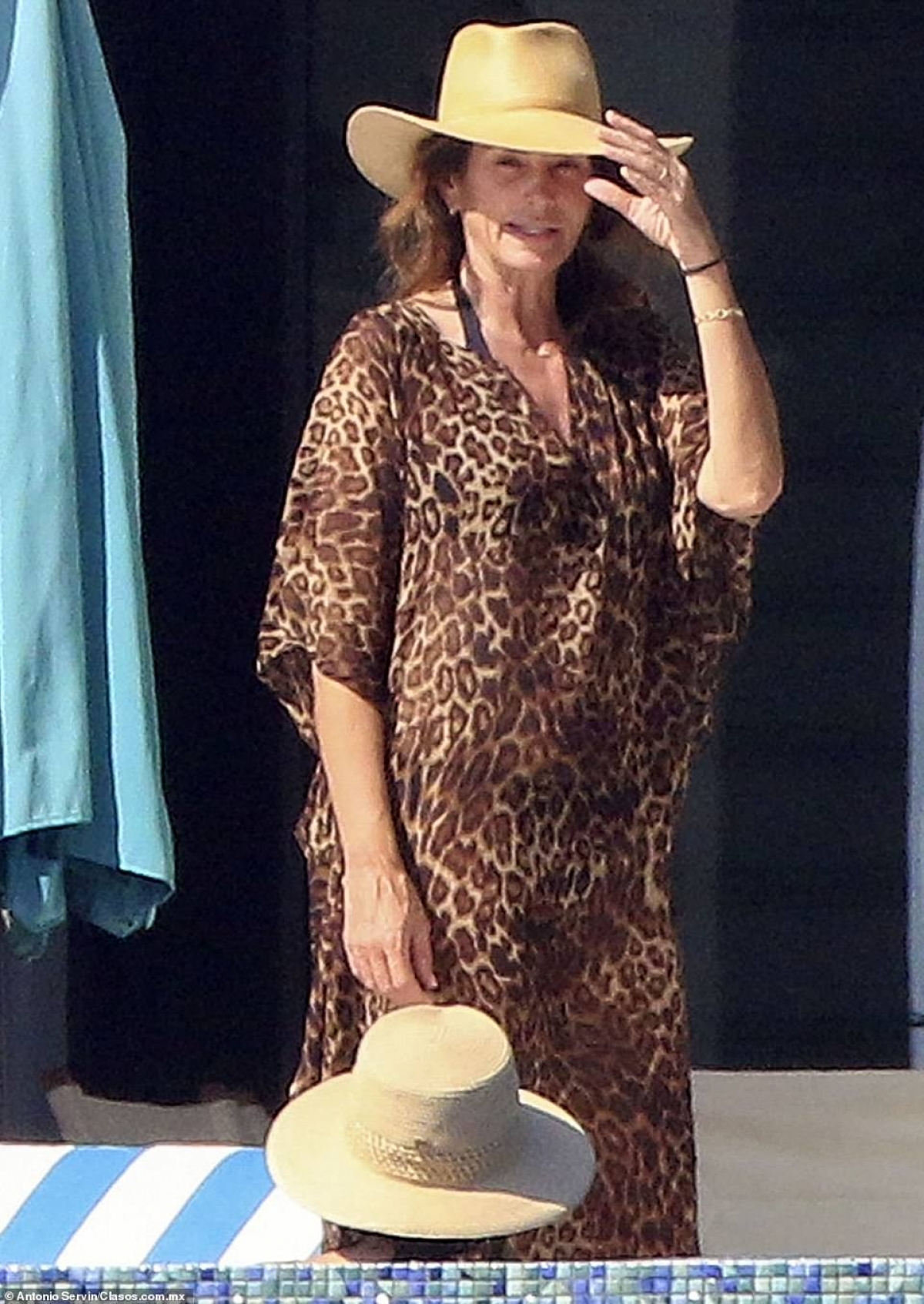 Siêu mẫu Cindy Crawford rất ủng hộ mối quan hệ tình cảm này của con gái.