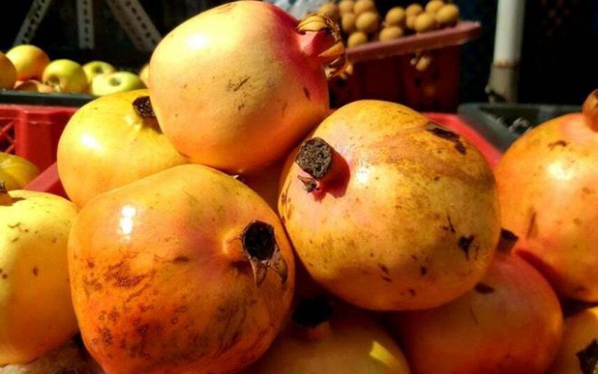 Không chỉ hàng từ Trung Quốc, Peru, năm nay lựu Thổ Nhĩ Kỹ, Israel, Thái Lan cũng ồ ạt vào Việt Nam với giá bán đắt đỏ. (Ảnh: VnExpress)
