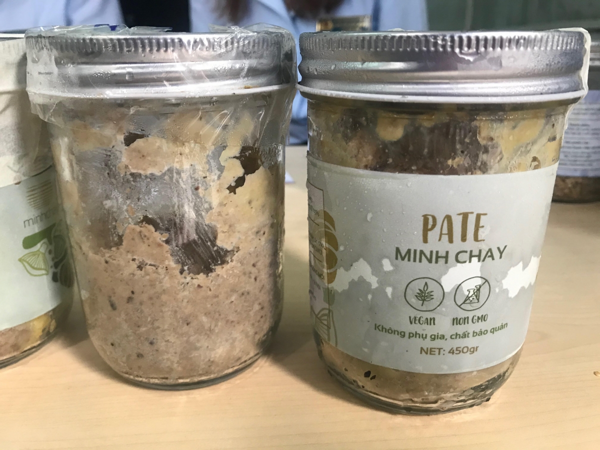 Ban Quản lý ATTP đã thu hồi được 274 hộp sản phẩm pate Minh Chay của 156 khách hàng. Có 14 khách hàng cho biết sẽ tự giữ để gửi trả lại cho Công ty Lối sống mới…
