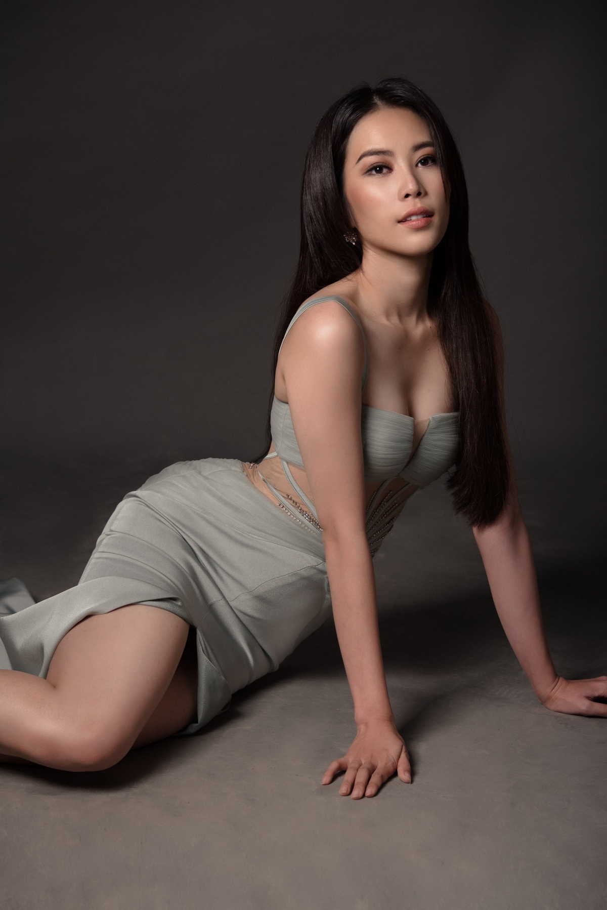 “Nam Em cũng rất khó khăn để trải qua giai đoạn vừa rồi, cũng rút ra được nhiều vấn đề mình cần xử lý như thế nào. Thời gian qua, phần vì trị bệnh, phần vì dịch Covid-19, công việc của mình cũng bị ngưng trệ lại...