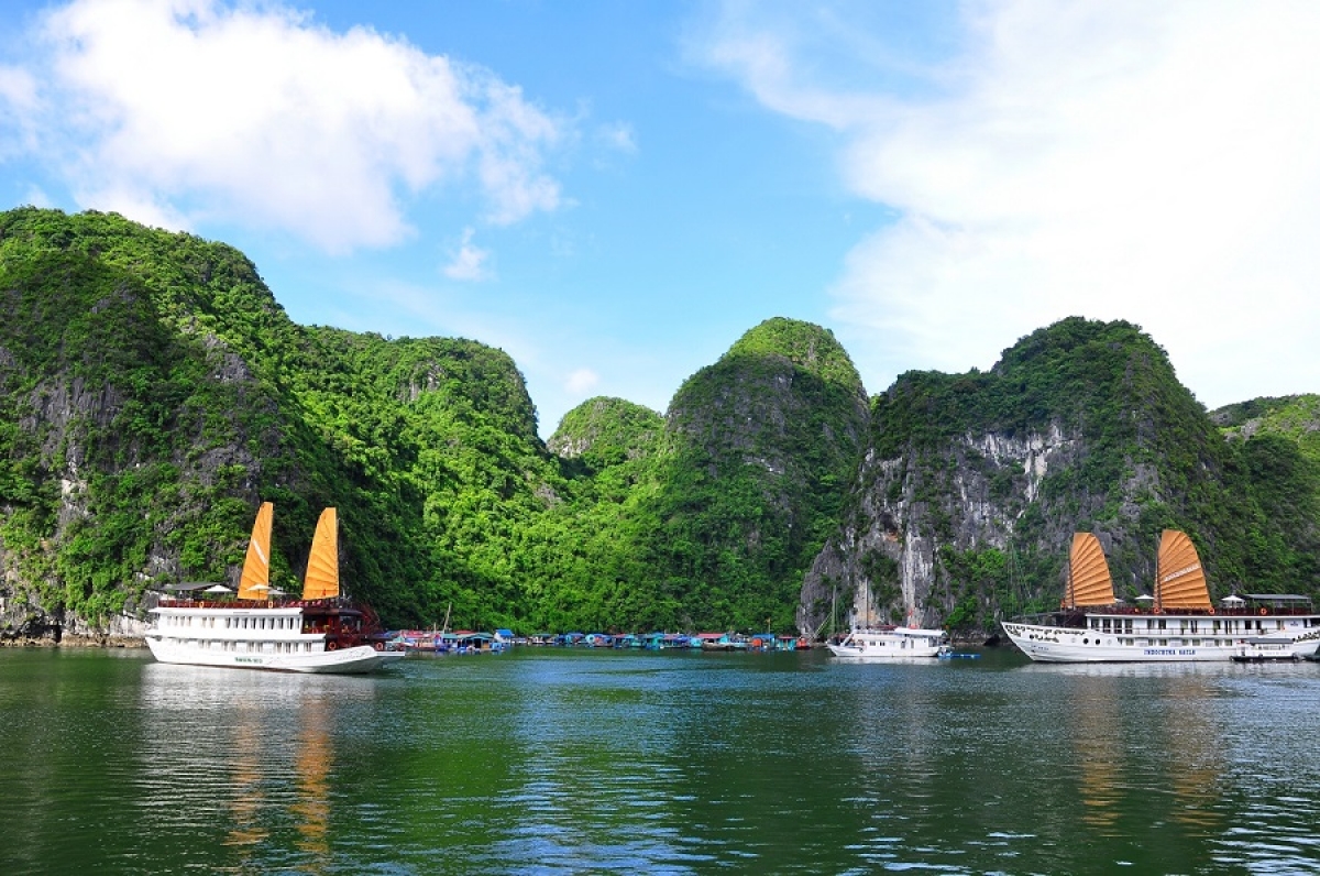 Các điểm đến hàng đầu của Quảng Ninh được giảm giá vé tham quan đến hết năm nhằm kích cầu du lịch.