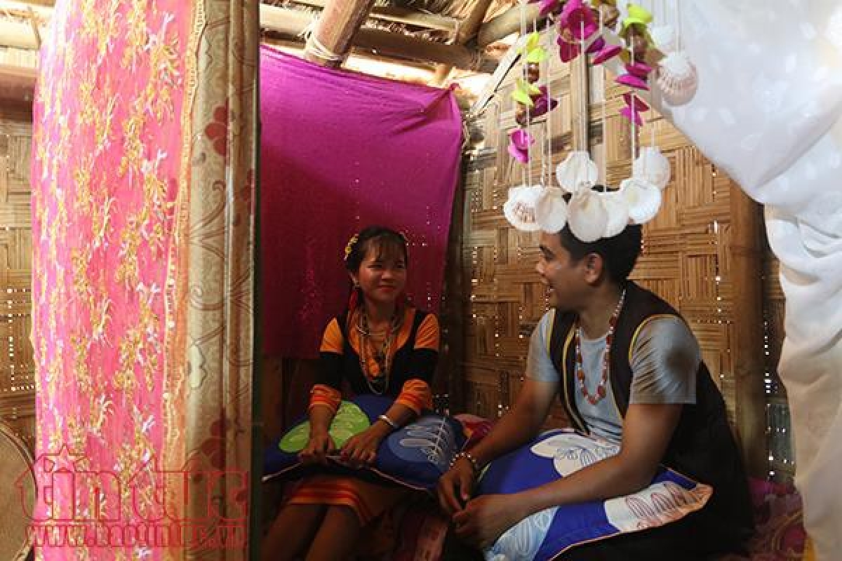 Trước khi đi đến hôn lễ, đôi trai gái có thể "ngủ thảo". (Ảnh: baotintuc.vn)