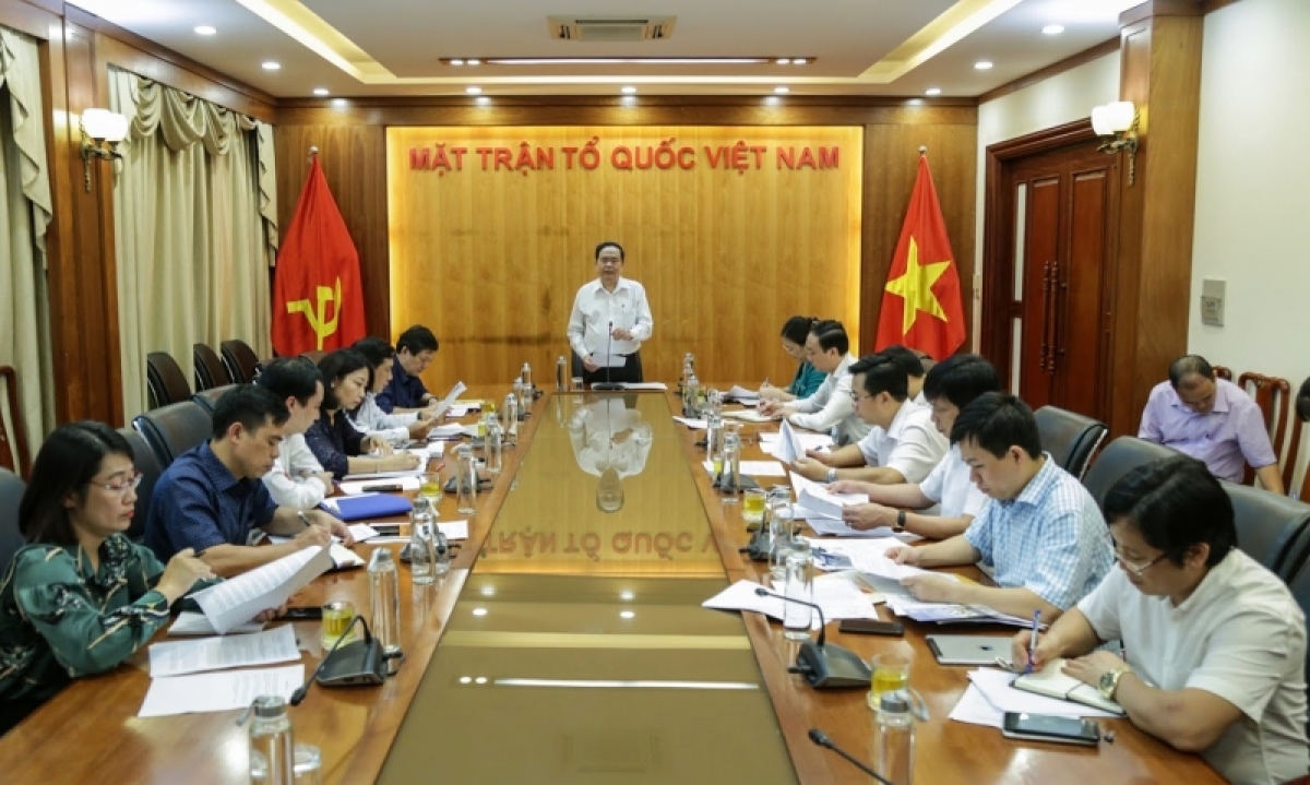 Toàn cảnh cuộc họp.