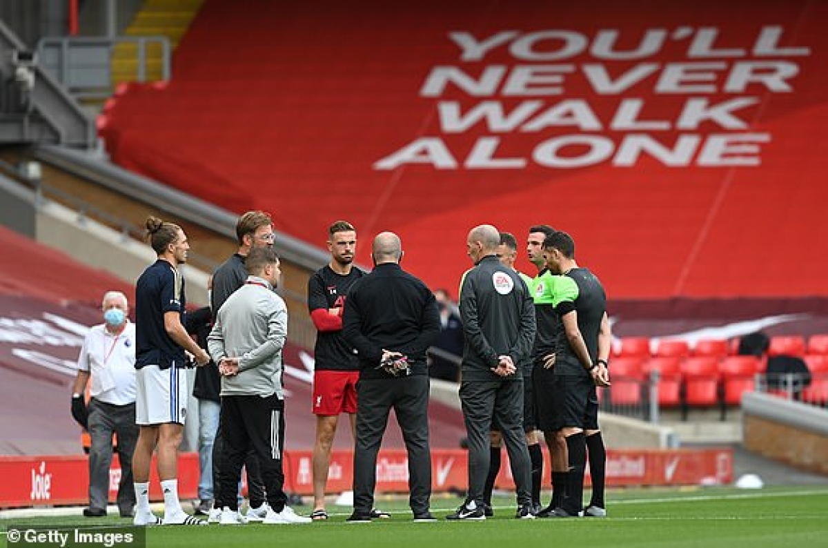 Các cầu thủ Liverpool mở màn hành trình bảo vệ ngôi vương ở Premier League với màn tiếp đón tân binh Leeds United. (Ảnh: Getty).